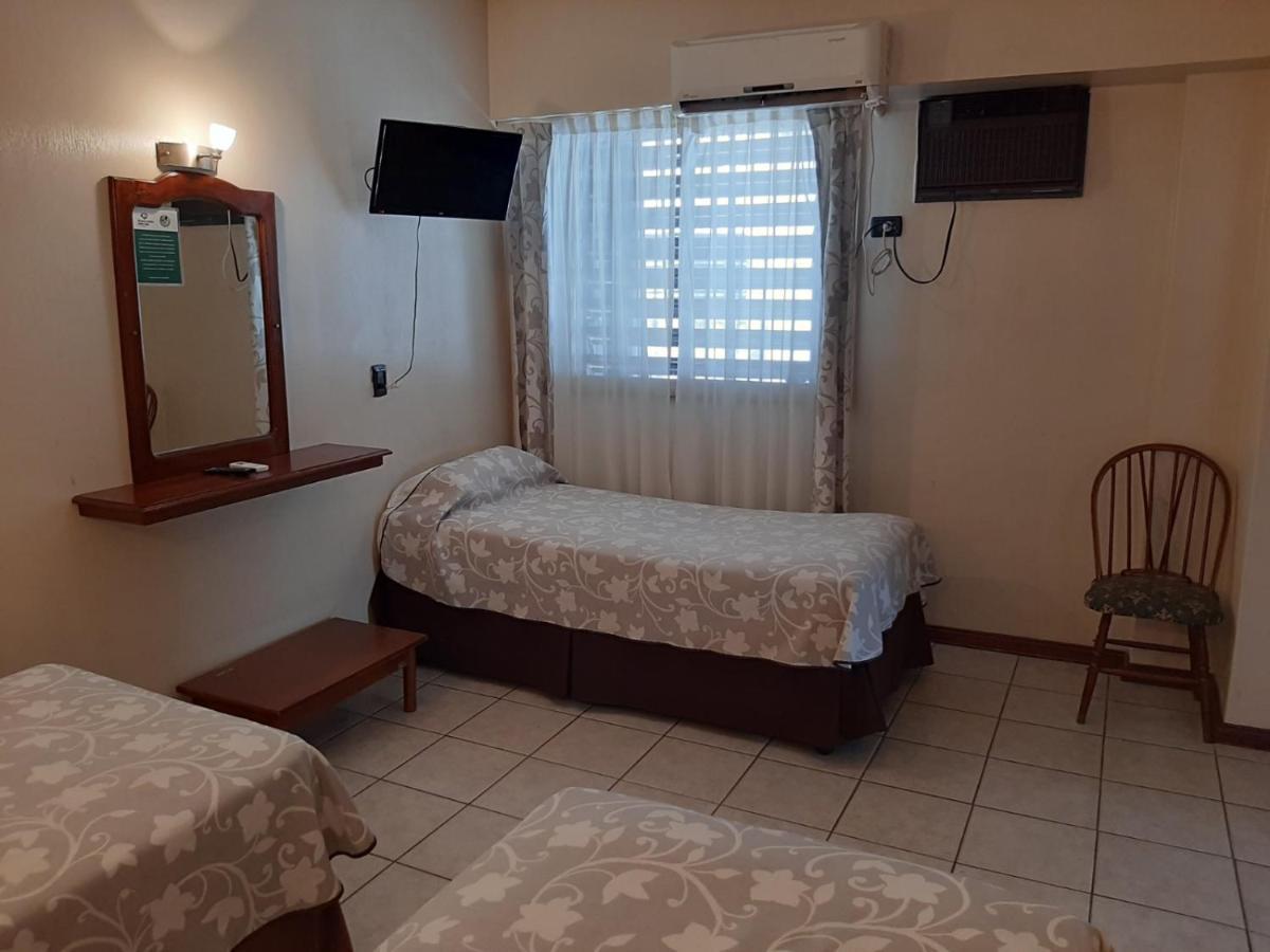 Esmeralda Palace Hotel Буенос Айрес Екстериор снимка